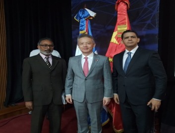 Fundación Rosario Gatón participa en conferencia del Embajador de la República Popular China en República Dominicana